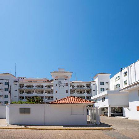 Torreblanca Beach Hotel And Suites Guayabitos - Desayuno Y Comida Incluido Ринкон-де-Гуайябитос Экстерьер фото