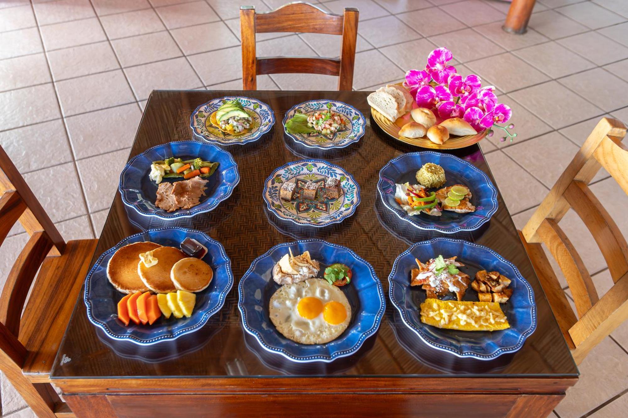 Torreblanca Beach Hotel And Suites Guayabitos - Desayuno Y Comida Incluido Ринкон-де-Гуайябитос Экстерьер фото